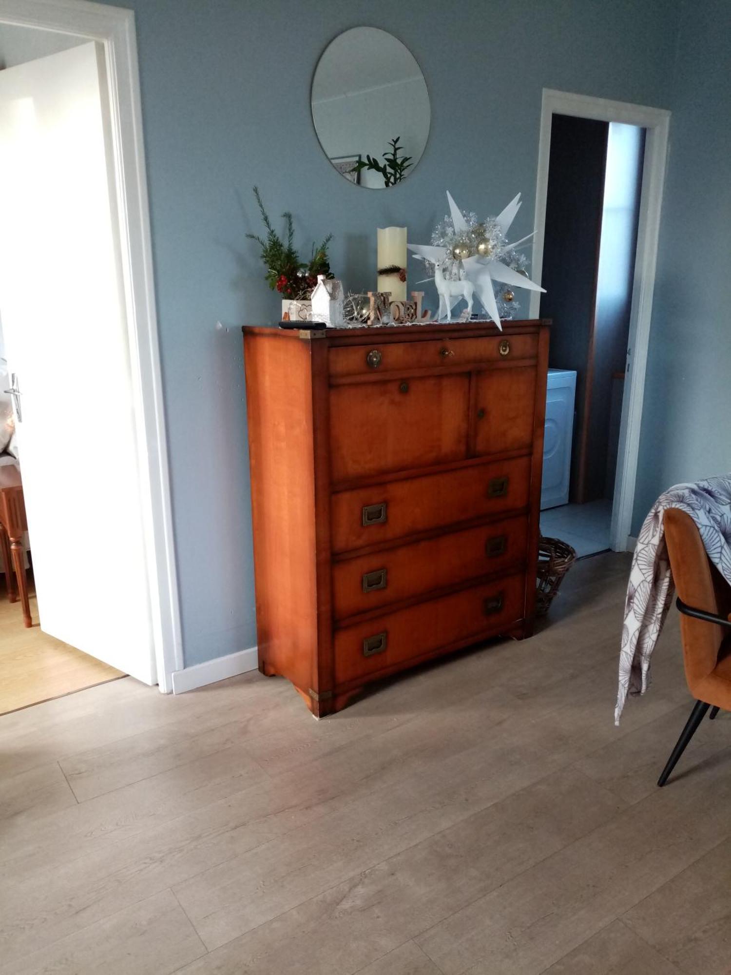 Chez Claudine Peaule